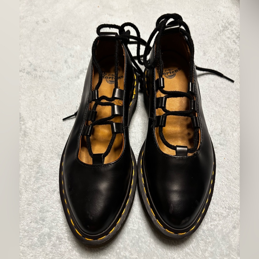 *RARE* Dr. Martens Elphie Flats